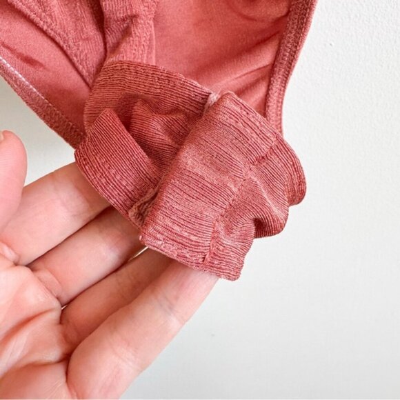 ASTR • Twist Front Thong Bodysuit in Coral Cedar - Picture 5 of 15